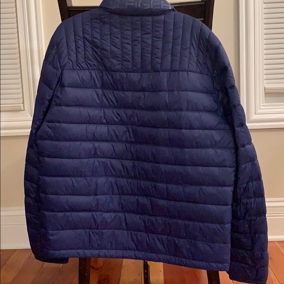 NWT Tommy Hilfiger ultra loft down jacket - Picture 6 of 8